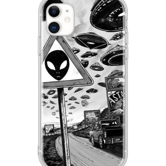 iPhone 11 case 🐼🐼🐼 - Picture 1 of 2